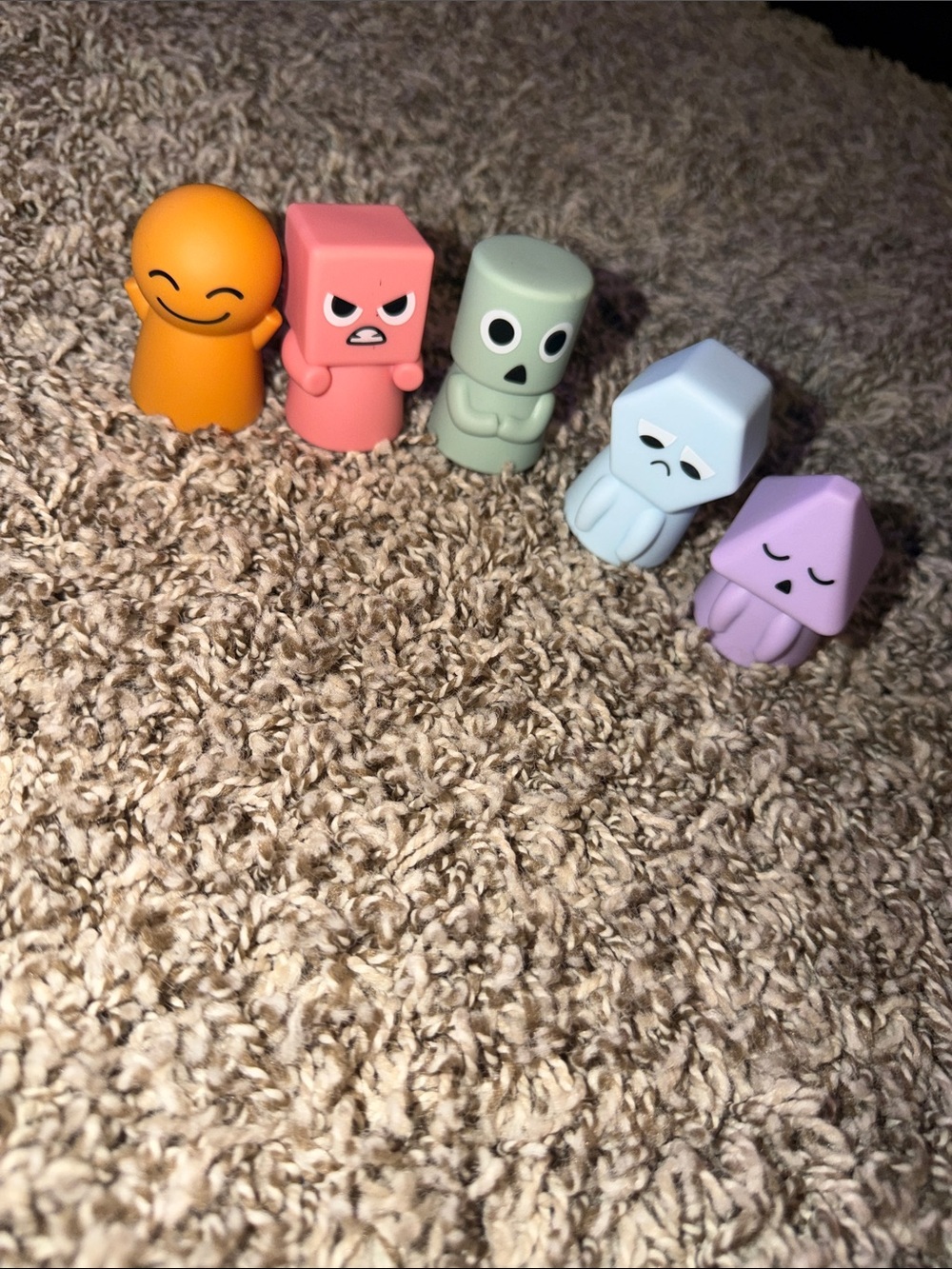 Set of 5 Colorful Emotion Finger Puppet Toys - Orange, Pink, Green, Blue, Purple